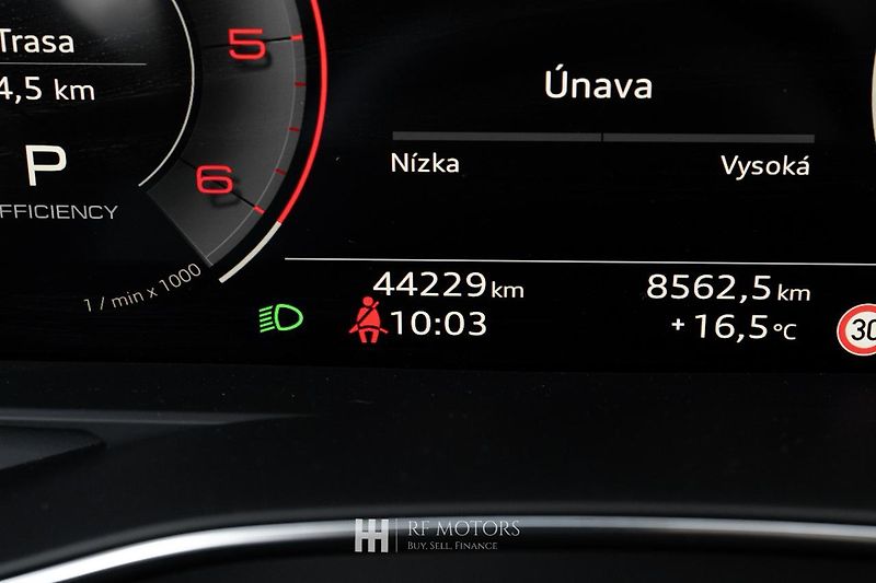Audi A6 (2024) 45 TDI S line quattro 180kW - fotka 19 z 20