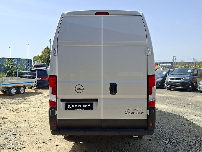 Opel Movano FG 4350 L4H3 2,2 CDTi 165k M6 - fotka 10 z 19