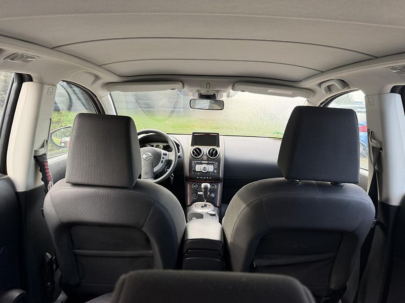 Nissan Qashqai 2.0 DCI 110 kw 4x4 AUTOMAT - fotka 10 z 22