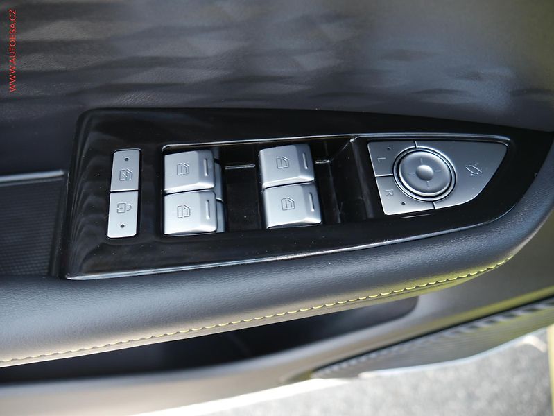 BAIC X55 (2025) 1.5I, ČR, AT, LED, panorama - fotka 16 z 26
