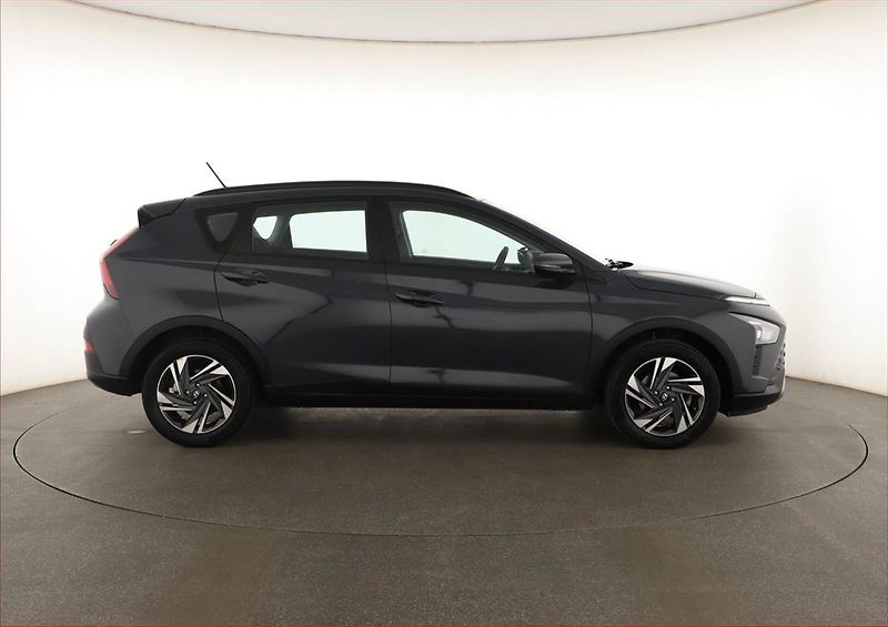Hyundai Bayon (2022) Comfort 1.0 T-GDI, Automat, ČR - fotka 6 z 16