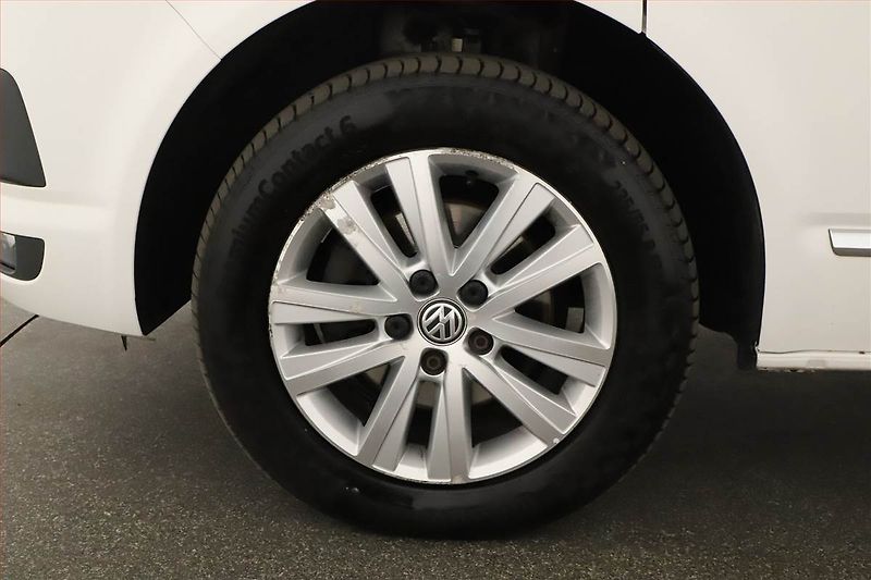 Volkswagen Multivan (2016) Highline 2.0 TDI, ČR - fotka 12 z 20