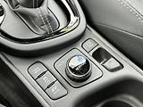 Toyota Yaris Cross 1.5 HSD 130k e-CVT AWD Executi - náhled 21