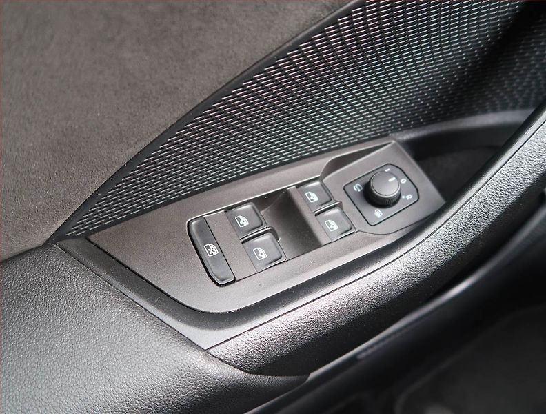 Škoda Octavia (2024) RS 2.0 TDI 4x4 - fotka 21 z 27