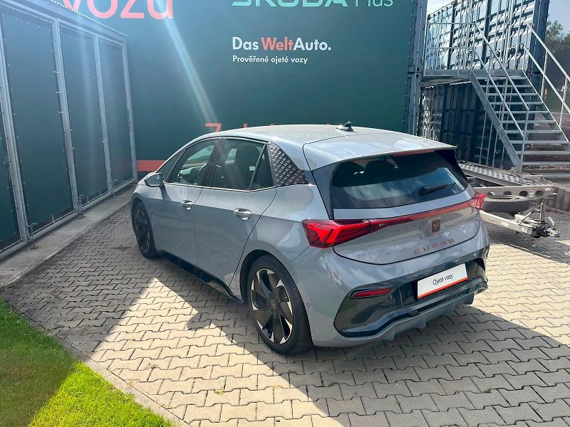 Cupra Born (2022) ELECTRIC 150KW / 62KWh LED - fotka 13 z 23