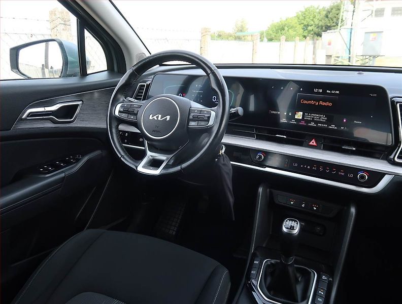 Kia Sportage (2022) Exclusive 1.6 T-GDI - fotka 7 z 19