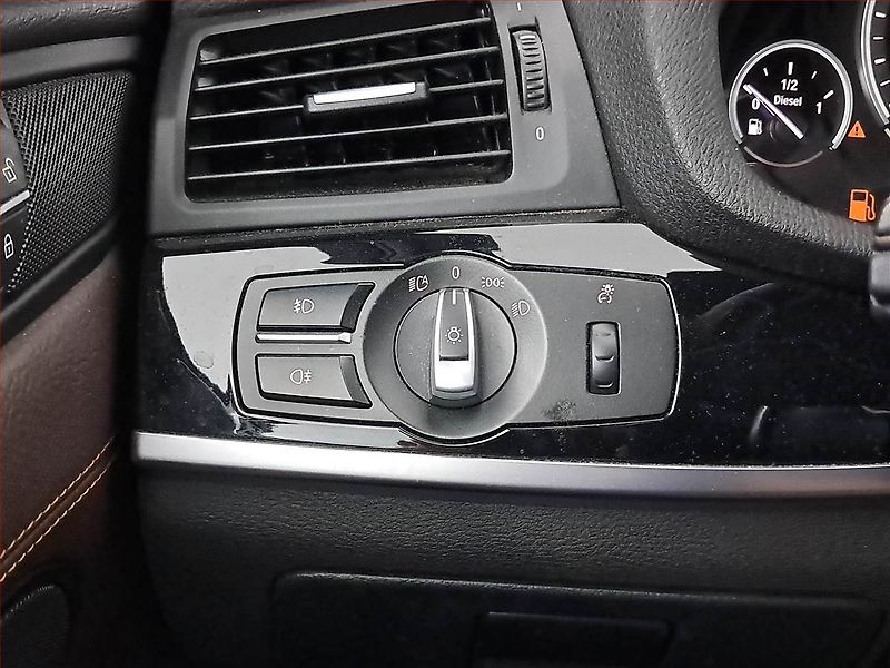BMW X4 (2016) xDrive30d, 4X4, Automat - fotka 20 z 21