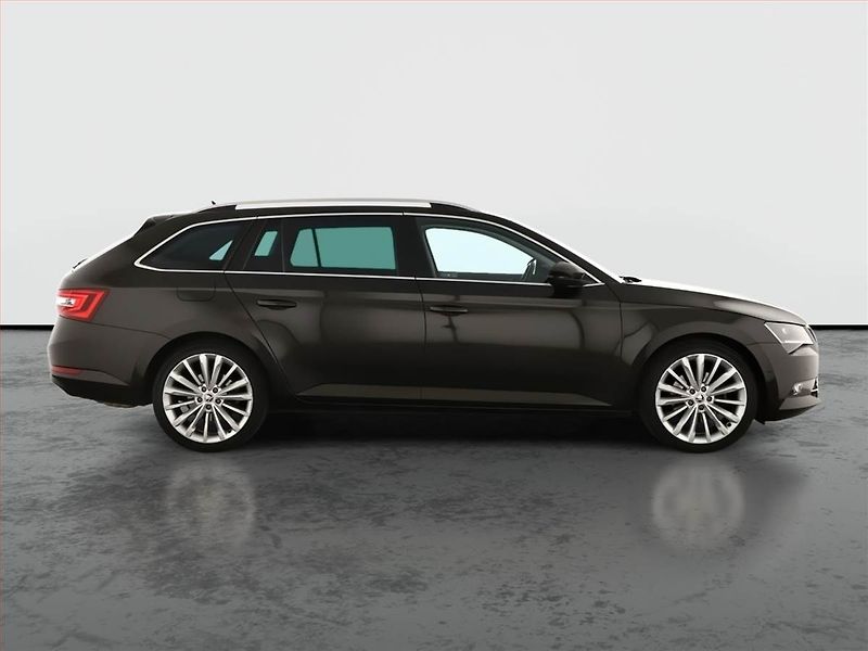 Škoda Superb (2018) 1.5 TSI, Automat - fotka 6 z 26