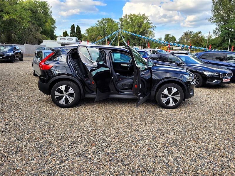 Volvo XC40 T5,PHEV,Inscription,led, - fotka 17 z 40