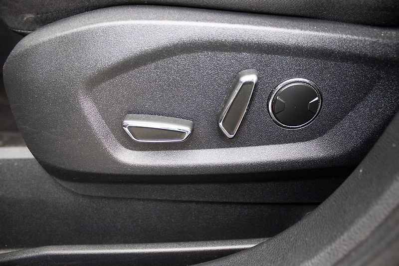 Ford S-MAX servisní knížka - fotka 30 z 36