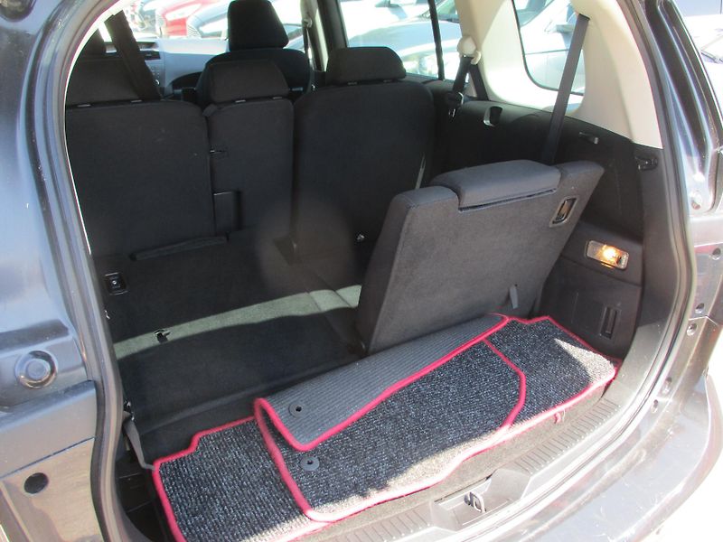 Mazda 5 (2011) 1,6 CD - fotka 9 z 11