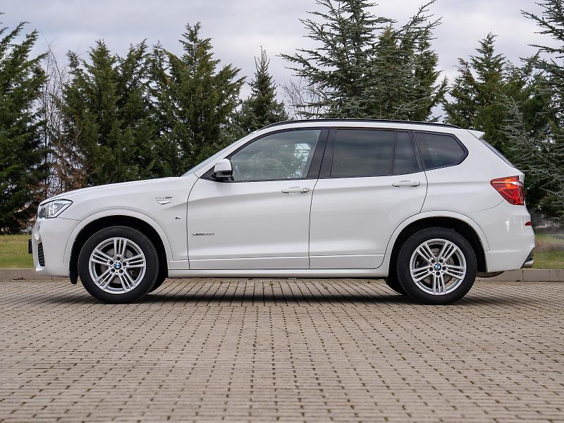 BMW X3 xDrive20d (F25) Model M Sport - fotka 5 z 26