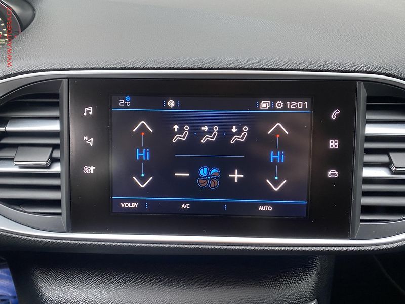Peugeot 308 (2018) 1.2PT, Style, AT, navi - fotka 17 z 18