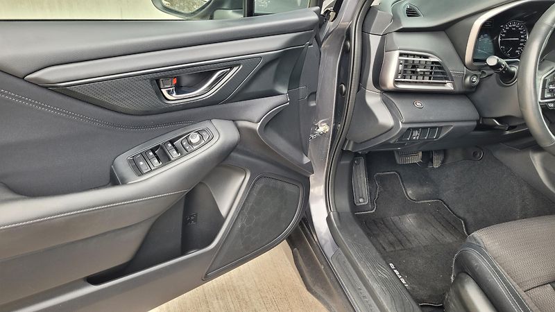 Subaru Outback 2,5i LPG 2035 - fotka 17 z 25