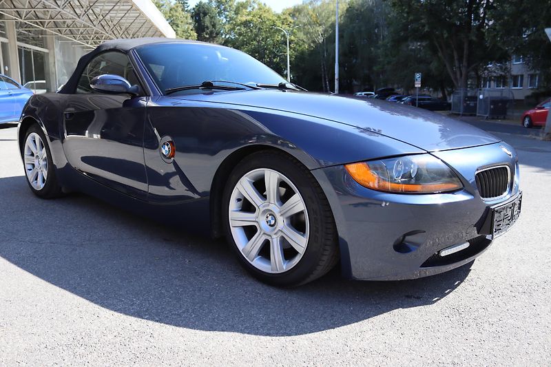 BMW Z4 BMW Z4 Roadster 2.5i (141 kW)  - fotka 10 z 48
