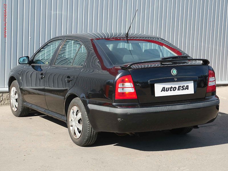 Škoda Octavia (2009) 1.6 i, ČR, Tour - fotka 6 z 17