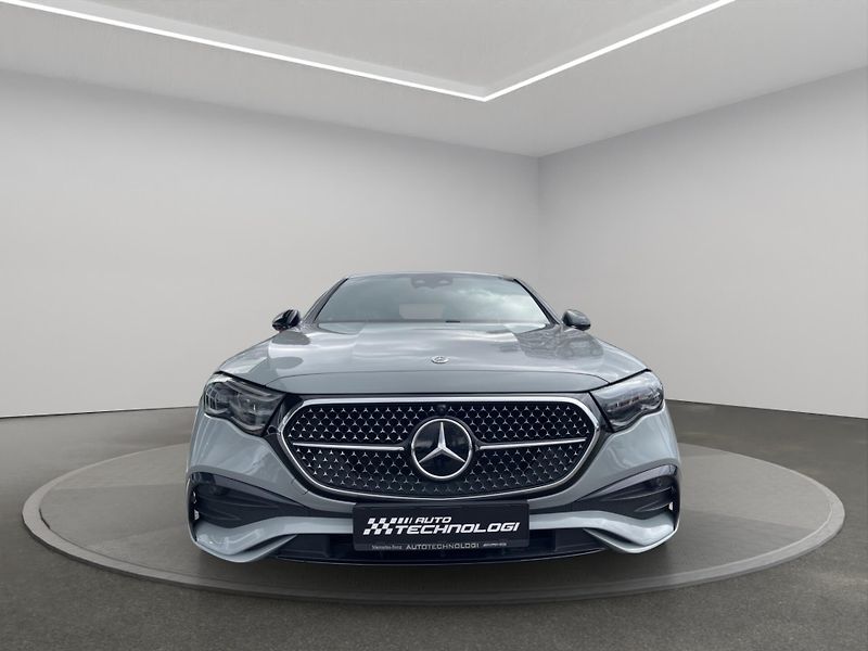Mercedes-Benz Třídy E (2024) E 450 D 4MATIC - fotka 2 z 21