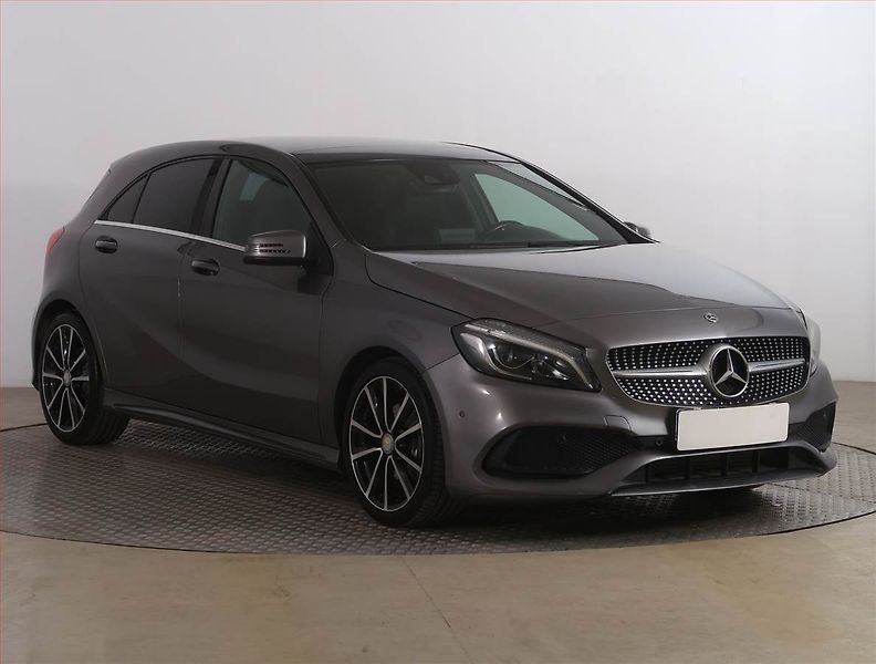 Mercedes-Benz Třídy A (2017) A 180, Kůže, Tempomat - fotografie inzerátu