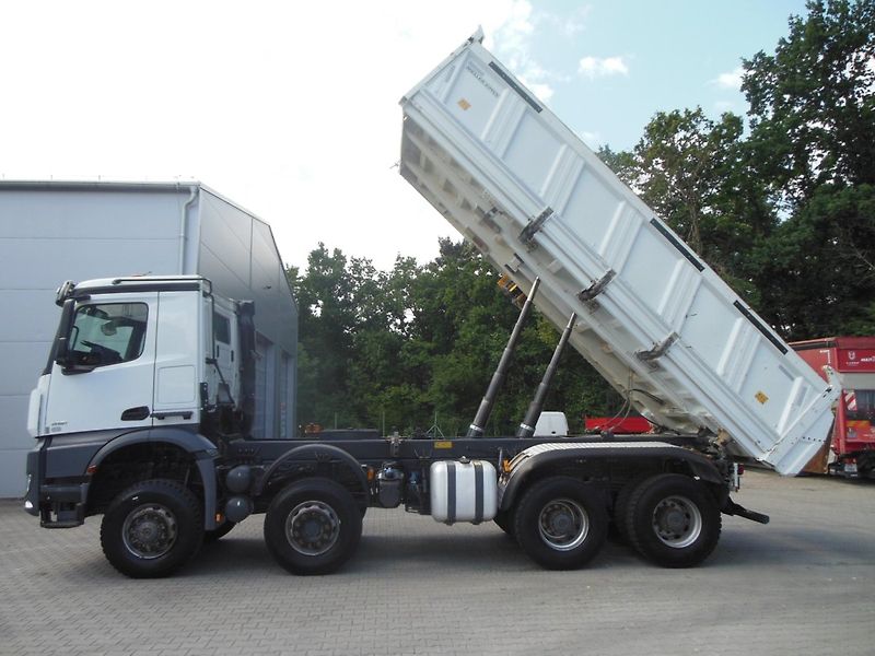 Mercedes-Benz 4151 Arocs, 8x6, Meiller, Bord - fotka 17 z 37