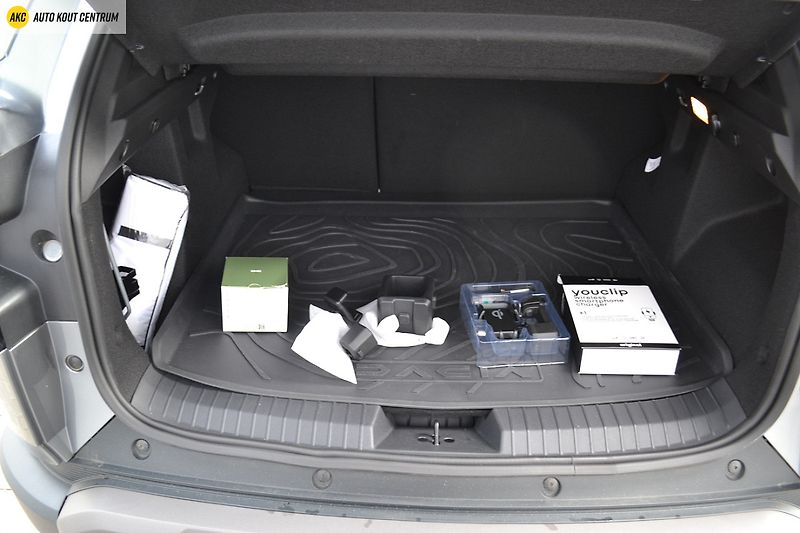 Dacia Duster EXTREME TCE 130 4x4 - fotka 19 z 55