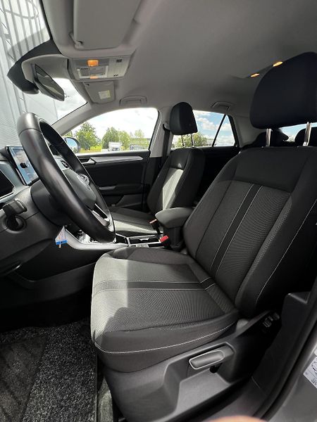 Volkswagen T-Roc 1.5TSI 110kW Business DPH 1Maj - fotka 6 z 21