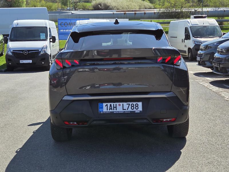 Peugeot 3008 (2025) GT Hybrid e-DCS 145  - fotka 4 z 31
