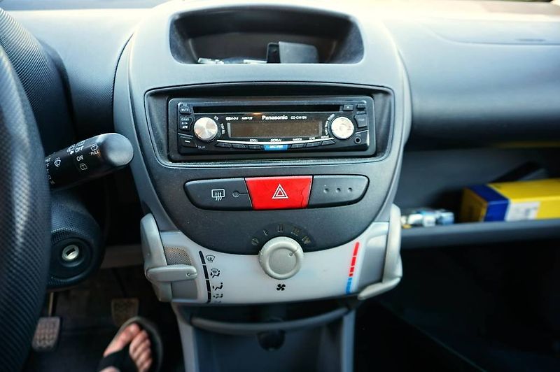 Citroën C1 (2007) 1,0 50 kW - fotka 20 z 21