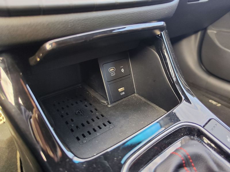 Hyundai i30 1.5 T-GDI/103kW N-Line DCT - fotka 22 z 34