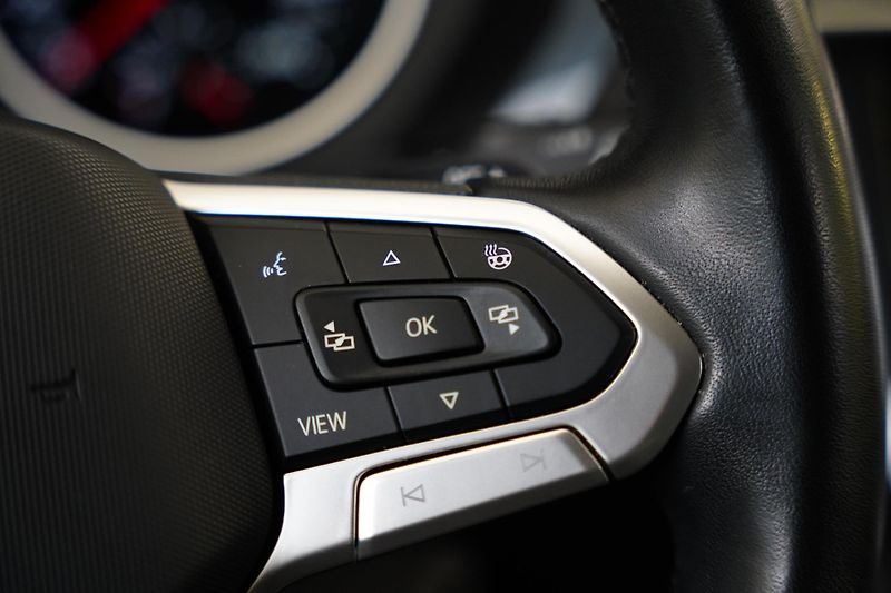 Volkswagen Tiguan - fotka 16 z 26