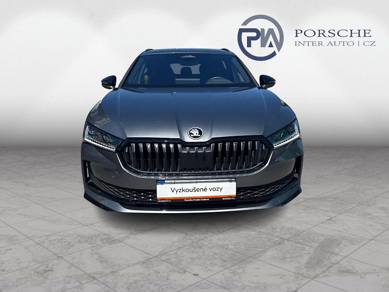 Škoda Superb Sportline 2.0 TDI 110kw DSG Co - fotka 4 z 25