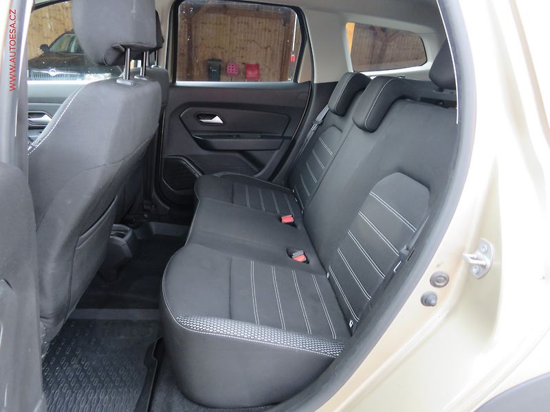 Dacia Duster (2021) 1.0TCe, ČR, STK4/27 - fotka 11 z 28