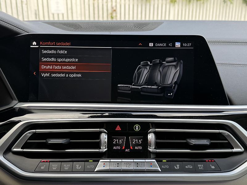 BMW X7 40xD-R22-SKY-LCD-NOČNÍ V-ČR - fotka 27 z 44