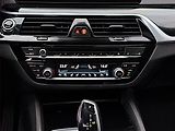 BMW Řada 5 (2023) 530d xDrive - náhled 16