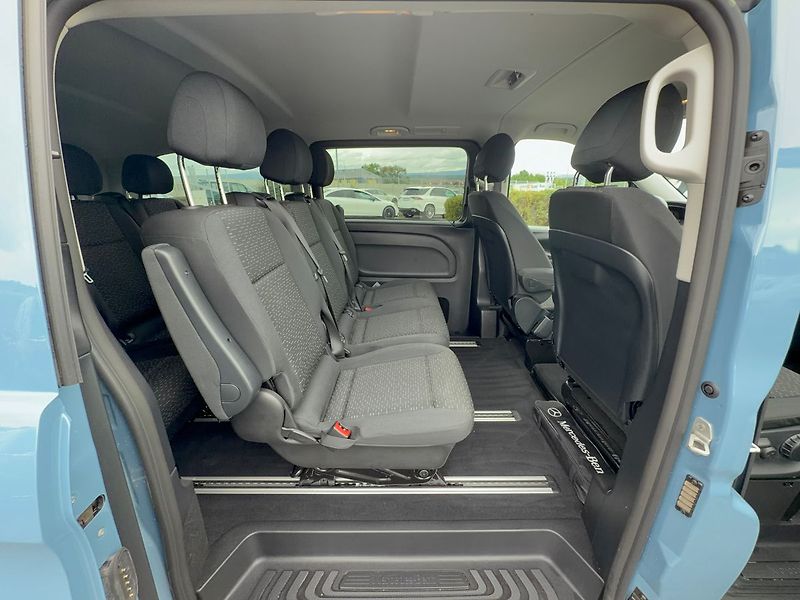 Mercedes-Benz Vito 114 CDI Tourer Select  L RWD - fotka 11 z 35