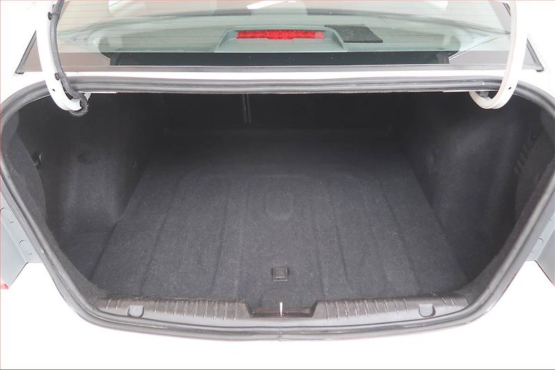 Chevrolet Cruze (2009) 1.6 i 16V, ČR,1.maj - fotka 13 z 16