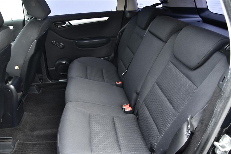 Mercedes-Benz Třídy B 180 CDI KLIMATIZACE - fotka 10 z 17
