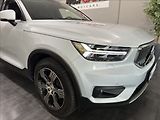 Volvo XC40 2,0   D4 INSCRIPTION ZÁRUKA 28 - náhled 40