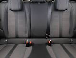 Peugeot 2008 (2022) Allure 1.2 PureTech, Automat - náhled 10