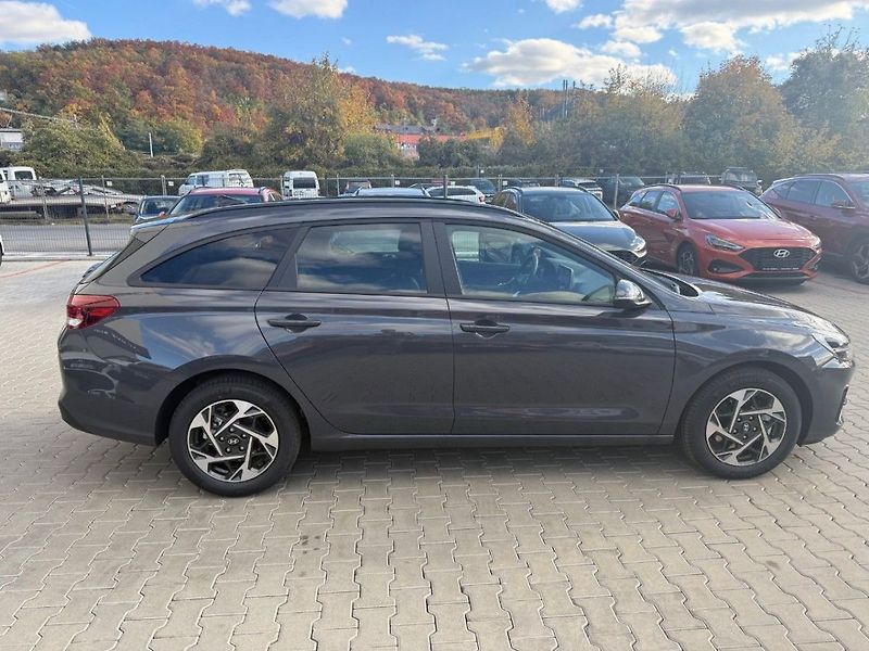 Hyundai i30 FL WG 1,0 TGDI STYLE SAFETY - fotka 2 z 5