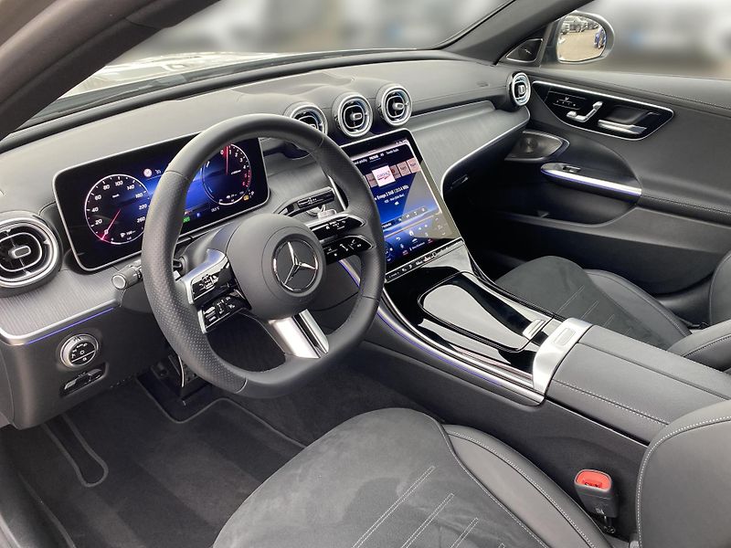 Mercedes-Benz Třídy C C 300 de 4MATIC - fotka 13 z 26