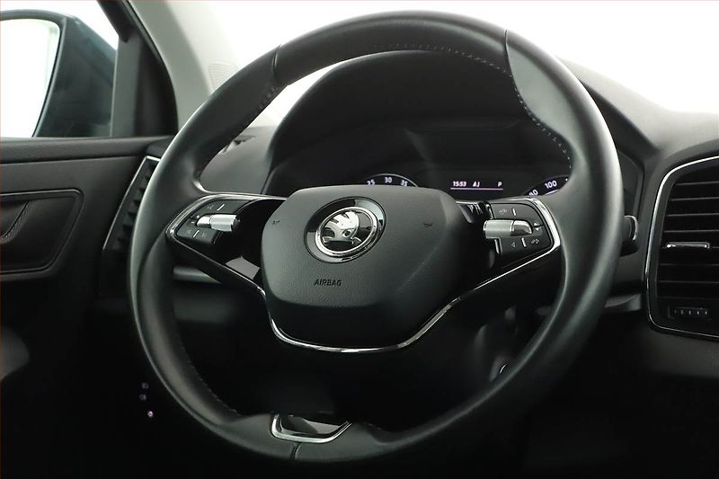 Škoda Karoq (2020) 1.6 TDI, Automat, Navi - fotka 19 z 21