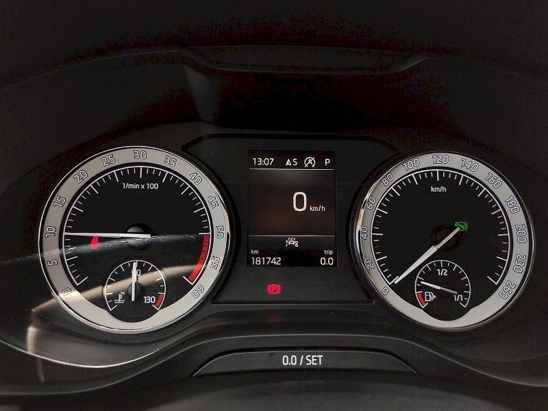 Škoda Kodiaq (2022) Ambition 2,0 Tdi 110 Kw DSg Pa - fotka 7 z 38