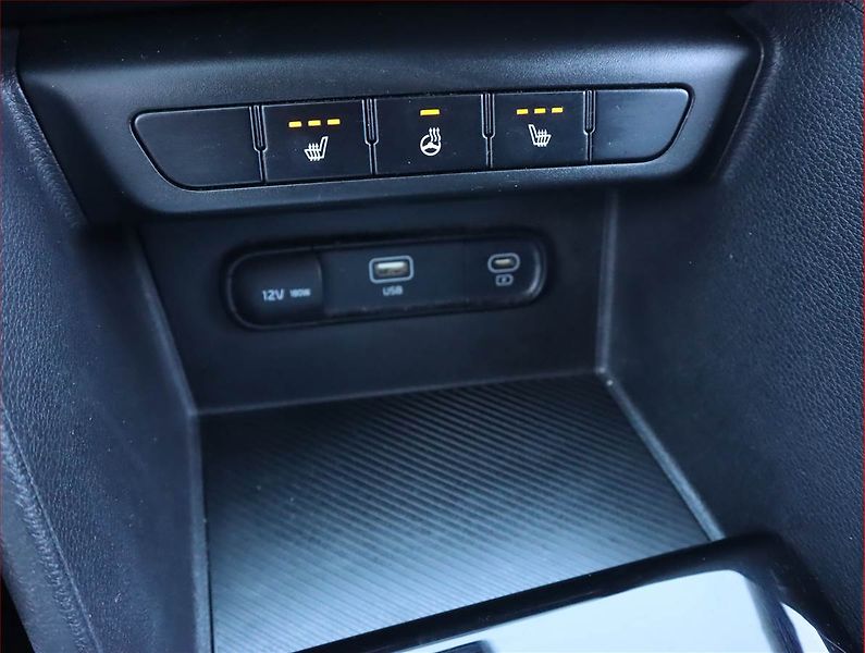 Kia Sportage (2022) Gold 1.6 T-GDI - fotka 20 z 20