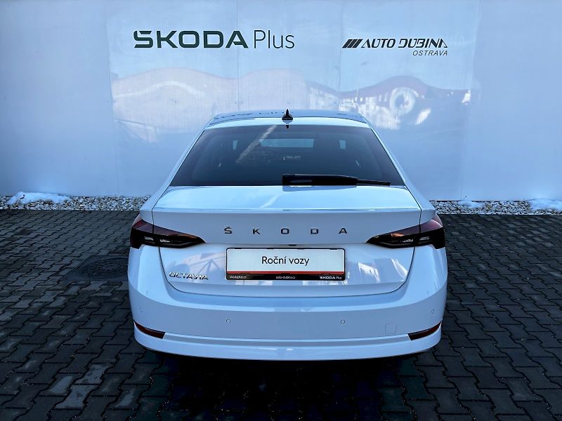Škoda Octavia (2023) 1.5 TSI 110kW MP6 Style - fotka 6 z 35