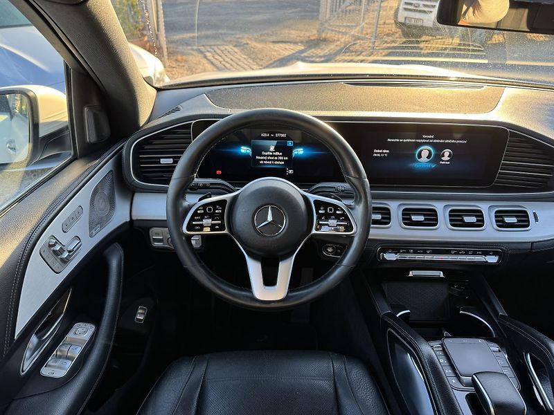 Mercedes-Benz GLE (2020) 400 D 4MATIC, 3.0 243 KW  - fotka 17 z 27