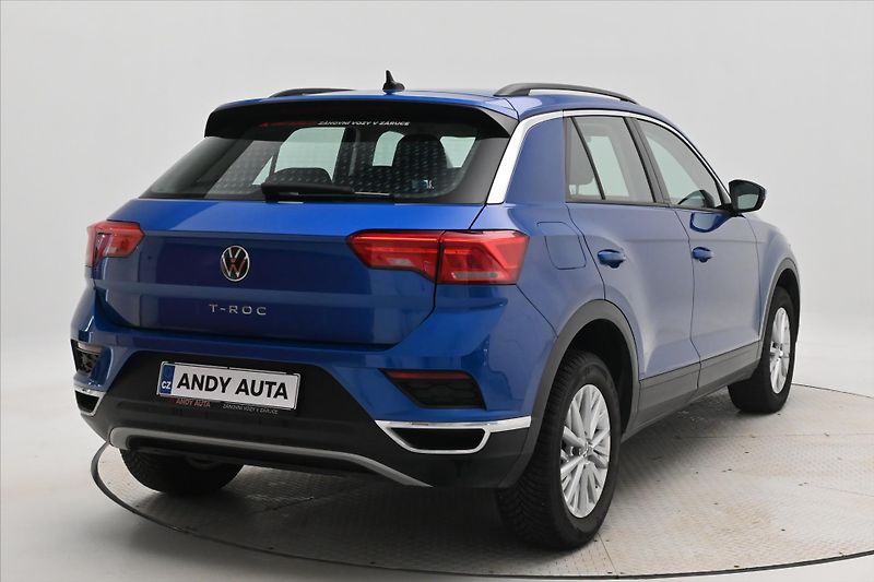 Volkswagen T-Roc 1,5 TSI 110 kW DSG Navi Záruka - fotka 5 z 30