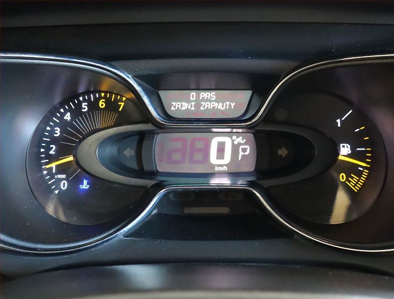 Renault Captur (2014) 1.2 TCe, Automat, Navi - fotka 11 z 17