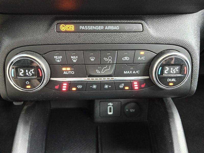 Ford Focus (2019) Active 2.0TDCi 110KW! Tažné! - fotka 16 z 44