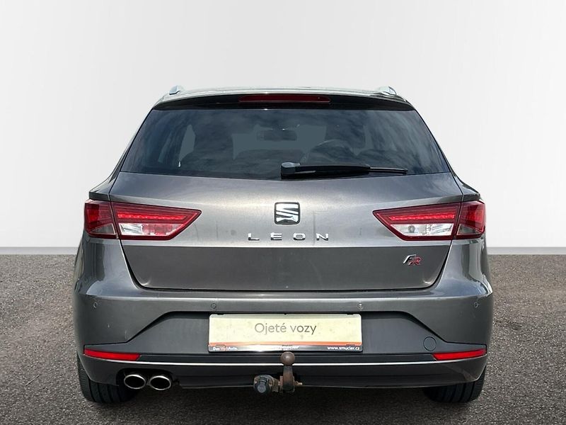 Seat Leon ST FR - fotka 17 z 26