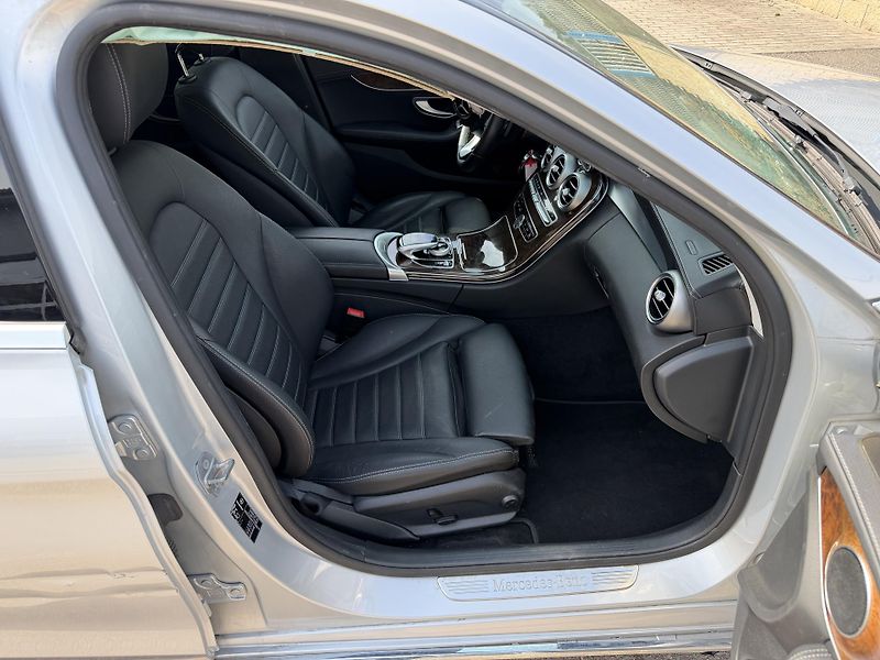 Mercedes-Benz Třídy C C 400 245kW 4x4 EXCLUSIVE  - fotka 14 z 16